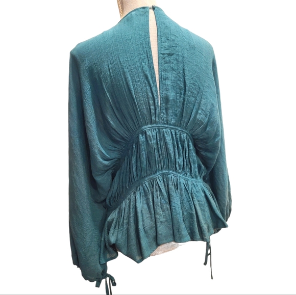 FAVLUX V-neck Blouse Top Size Medium - Picture 3 of 7